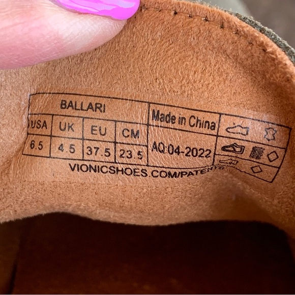 Vionic Ballari Lace-Up Oxford - Picture 9 of 9